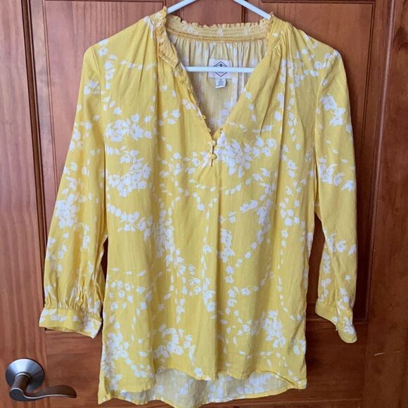 St John’s Bay Yellow Summer Shirt Small - Picture 1 of 5